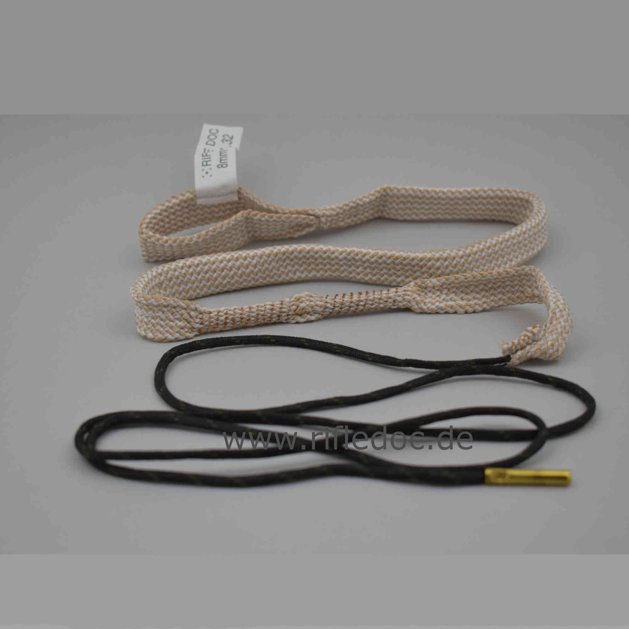 Abbildung der RIFLEDOC Reinigungsschnur Cal .357 mit zwei Bürsten ausgewickelt